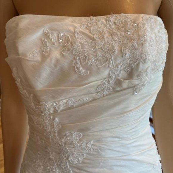*Maggie Sottero Ivory Taffeta Strapless Fit Flare Bridal Gown Wedding Dress Sz 4 - Picture 8 of 15